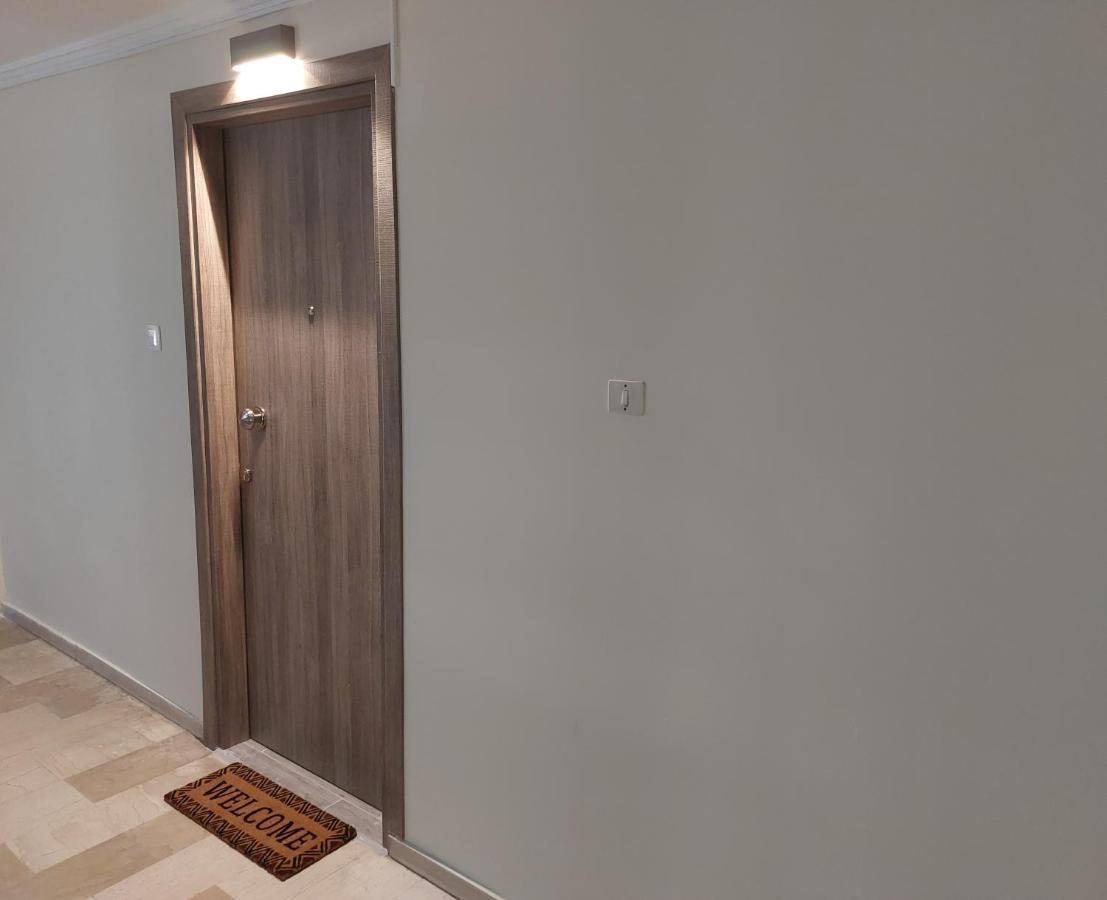 Chara's - Downtown Relaxation Apartment